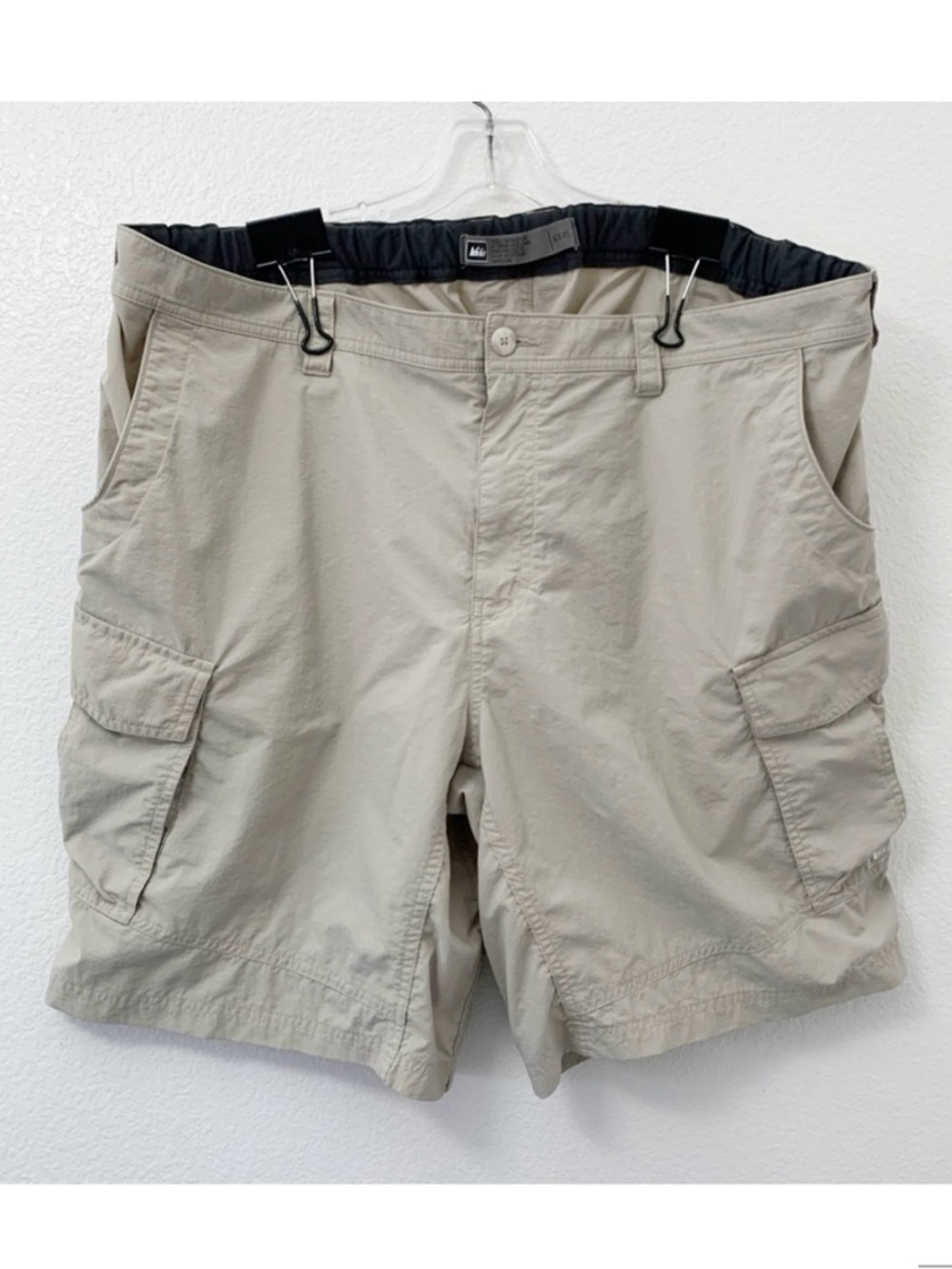 ▪️REI Men's Outdoor Hiking Tan Cargo Shorts ~ XXXL